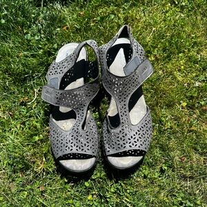 JBU Women’s Sandals